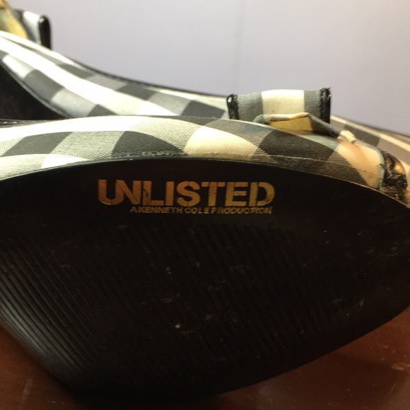 Shoes - Picture 2 of 3